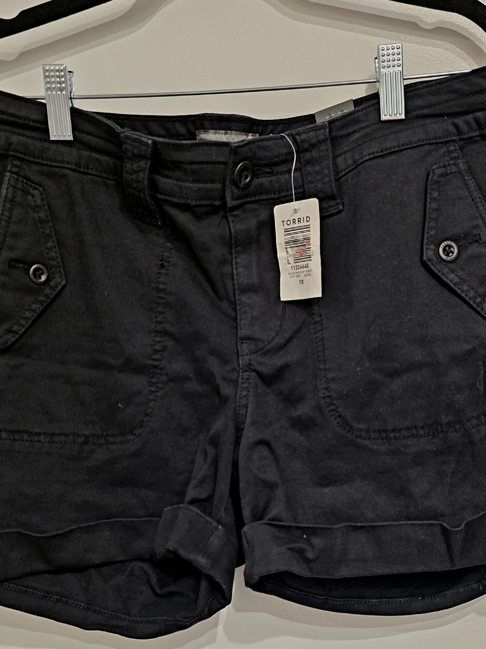 NWT Torrid Black Cargo Shorts with Folded Hem